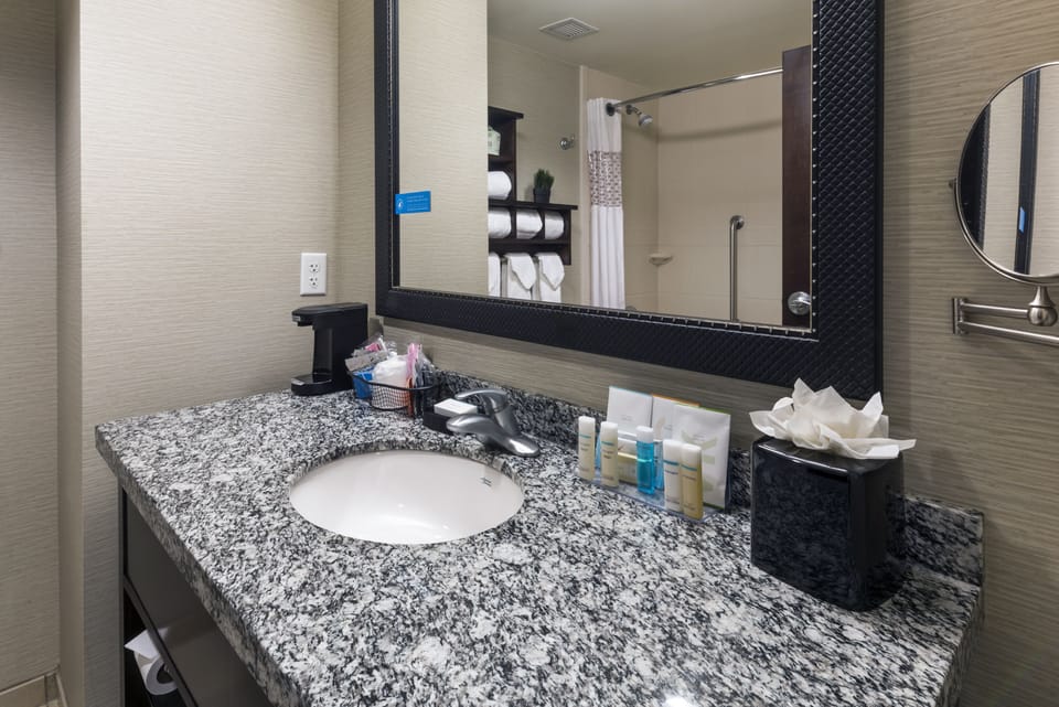 Free toiletries, hair dryer, bathrobes, towels