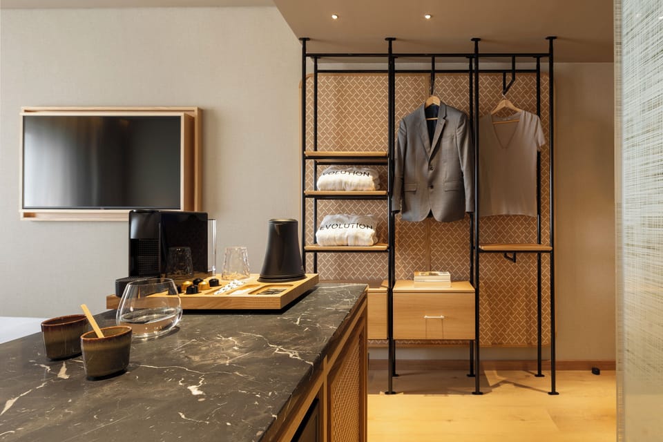 Minibar, in-room safe, desk, laptop workspace