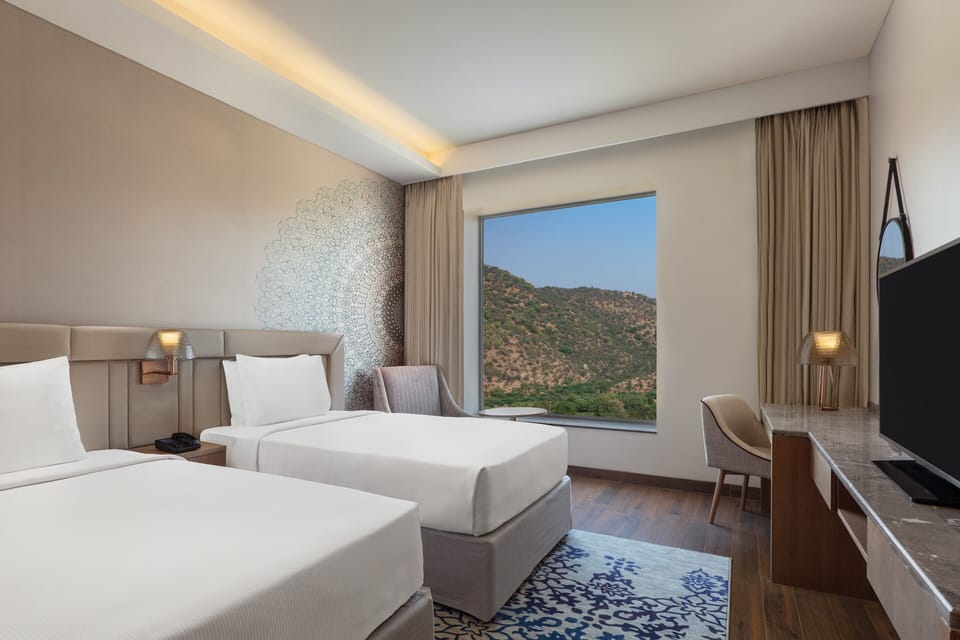 Egyptian cotton sheets, premium bedding, minibar, in-room safe