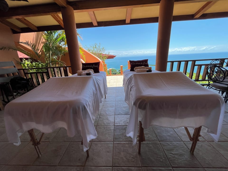 Villas Alturas Resort in Bahía Ballena