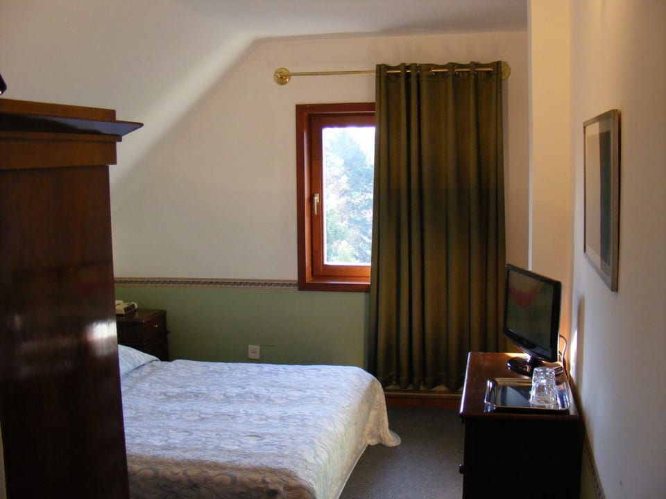 Double Room | Egyptian cotton sheets, premium bedding, pillowtop beds, in-room safe
