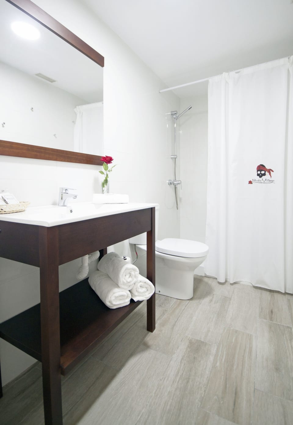 Apartment, 1 Bedroom | Bathroom | Shower, designer toiletries, hair dryer, bidet