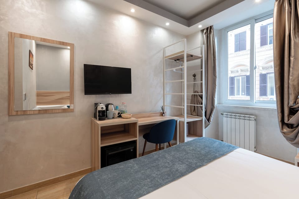 Standard Room | Premium bedding, down comforters, in-room safe, individually furnished