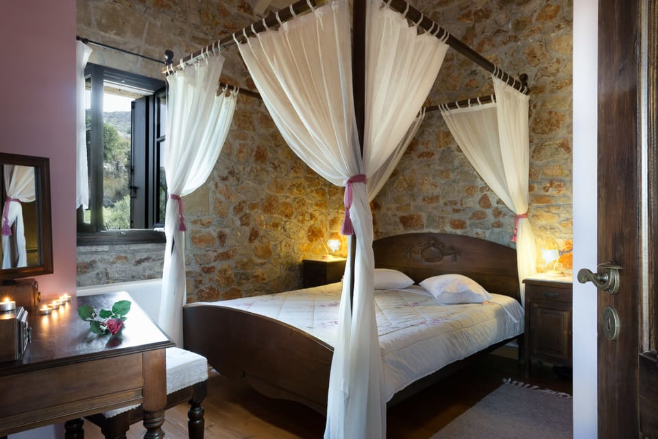 Traditional Townhome, 2 Bedrooms, Sea View, Mountainside | In-room safe, individually decorated, individually furnished