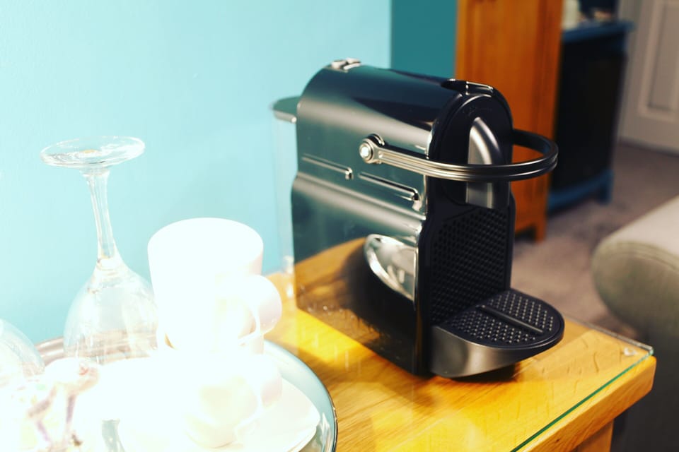 Double Room (Room 3 - 1st Floor) | Desk, blackout drapes, iron/ironing board, free WiFi