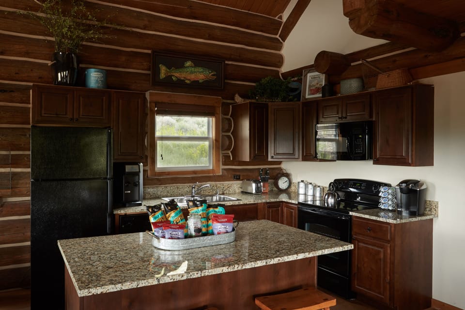 Cabin, 3 Bedrooms (Anglers) | Private kitchen | Coffee/tea maker