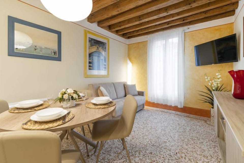 Apartment, 2 Bedrooms | Living area | TV