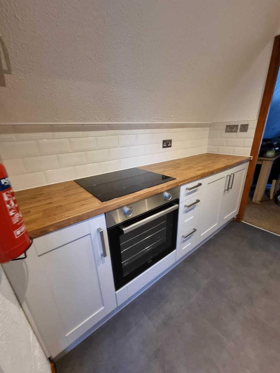 Chalet | Private kitchen | Fridge, microwave, oven, stovetop