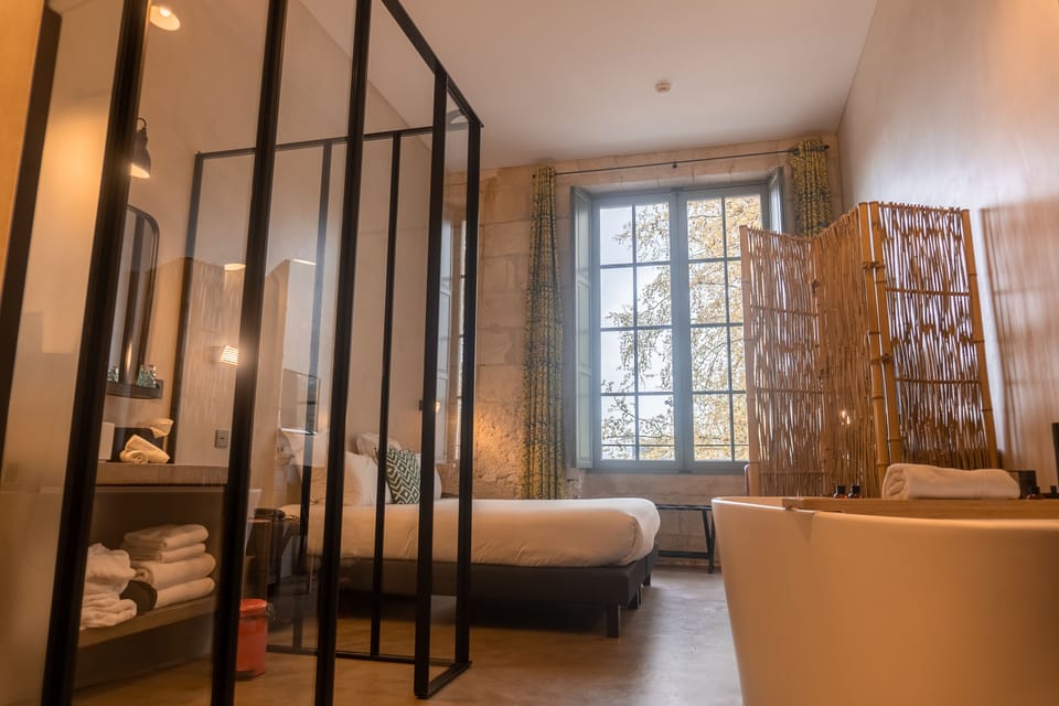 Comfort Double Room | In-room safe, individually decorated, individually furnished, desk