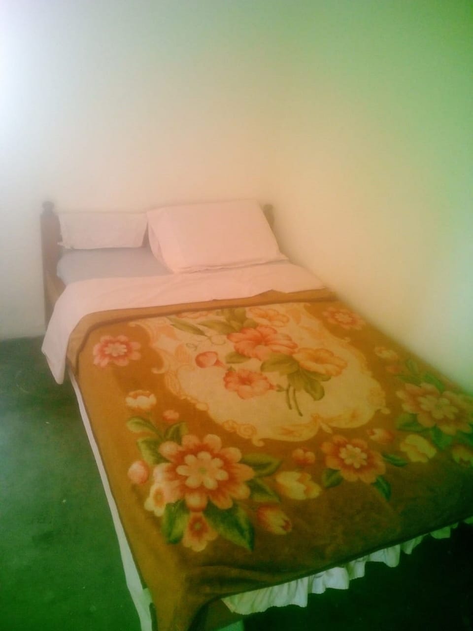 Standard Room | Desk, free WiFi, bed sheets