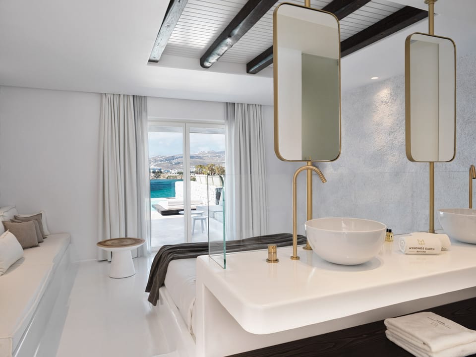 Executive Suite Heated Private Pool, Sea View | Premium bedding, minibar, in-room safe, blackout drapes