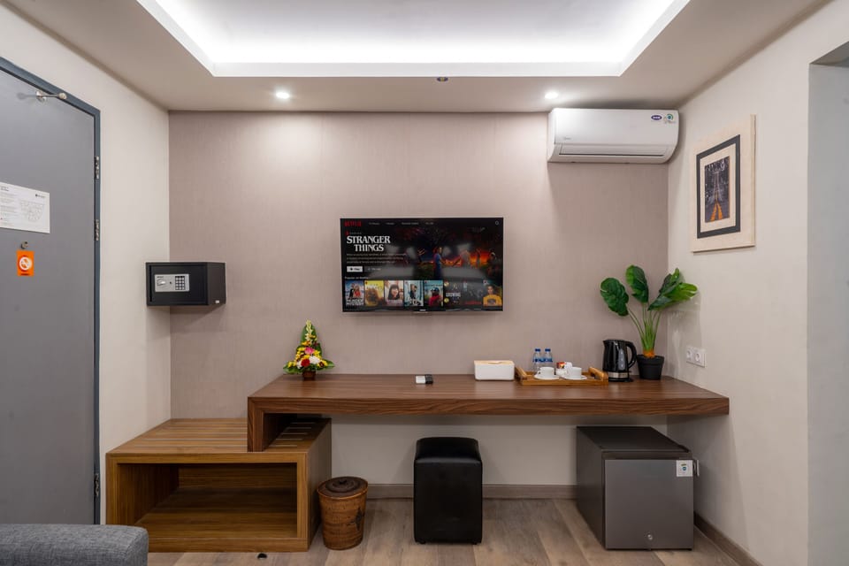 Family Room | In-room safe, free WiFi, bed sheets