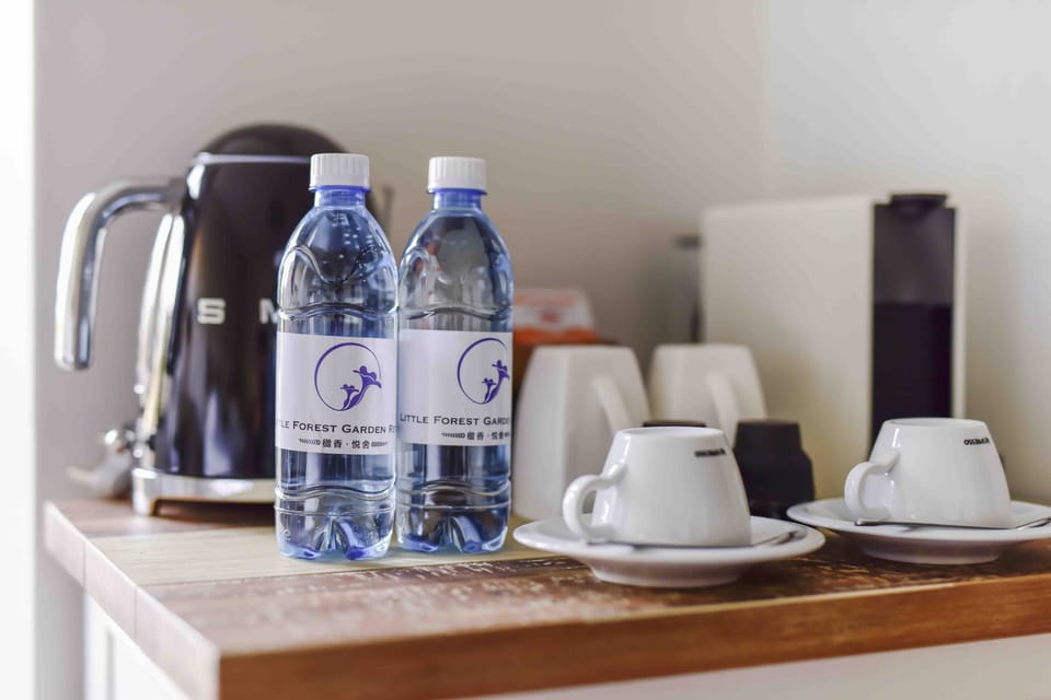 Luxury Room | Coffee and/or coffee maker