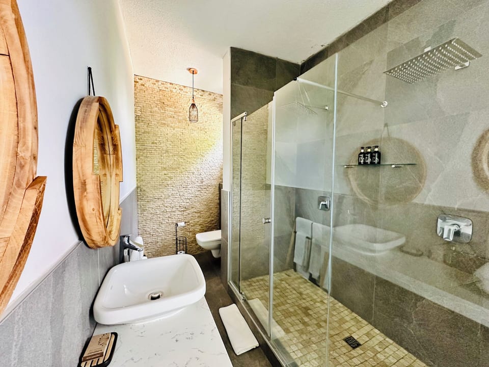 Little Forest Garden Retreat Guesthouse Bed and Breakfast in Windhoek