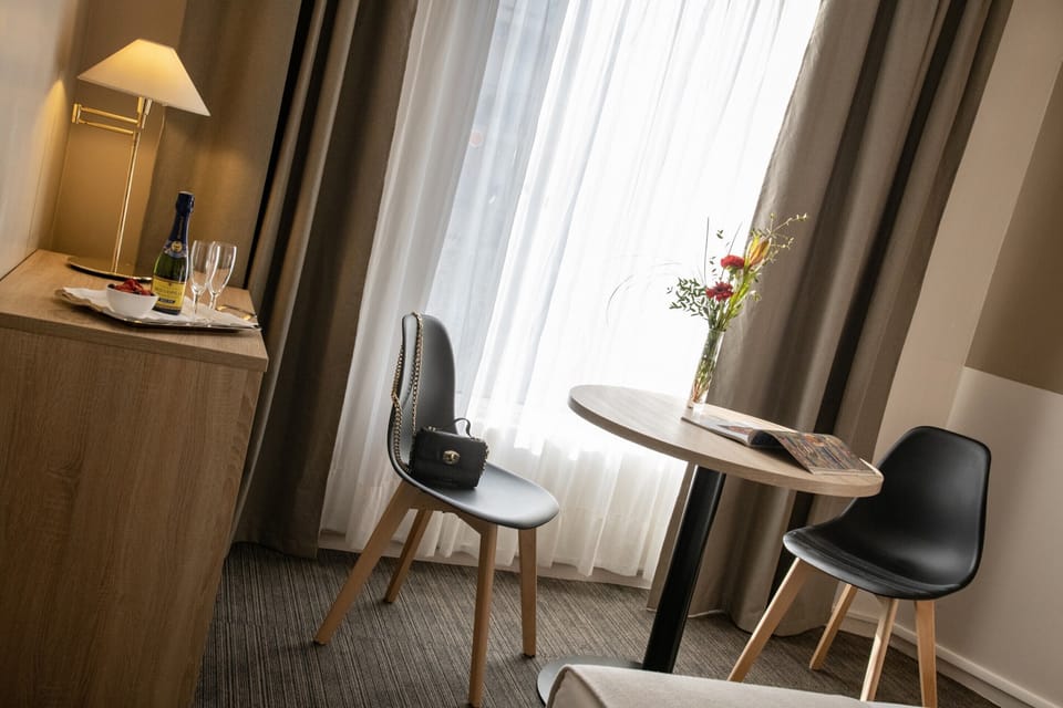 In-room safe, desk, iron/ironing board, free WiFi
