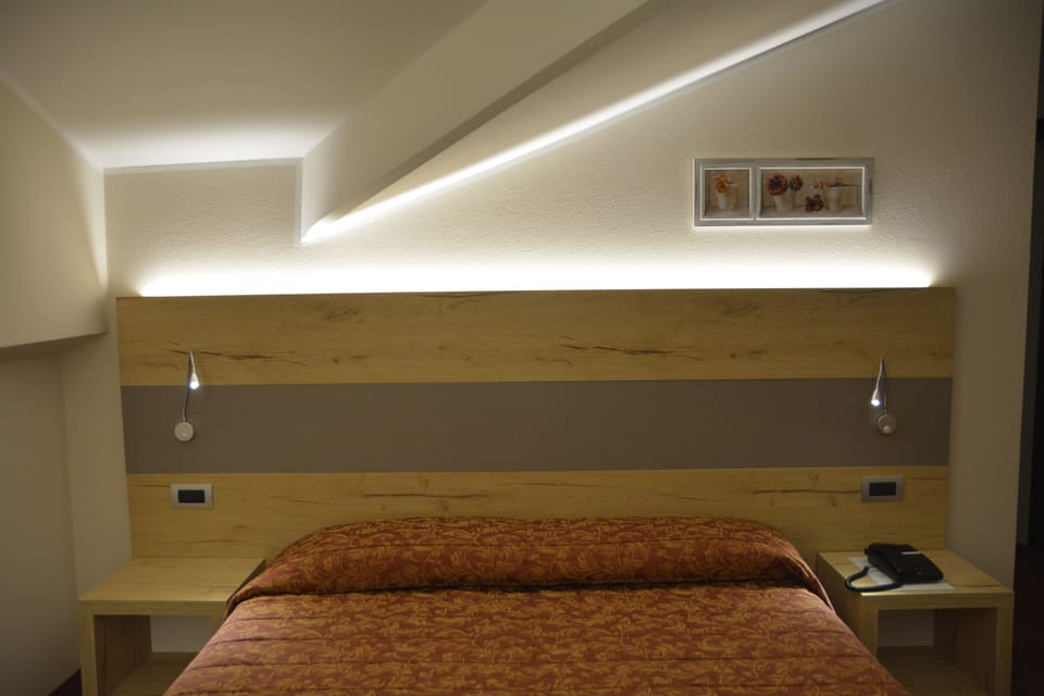 Down comforters, in-room safe, desk, free WiFi