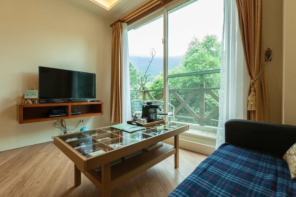Deluxe Double Room | Lake view