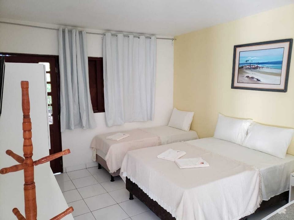 Minibar, blackout drapes, free WiFi, bed sheets
