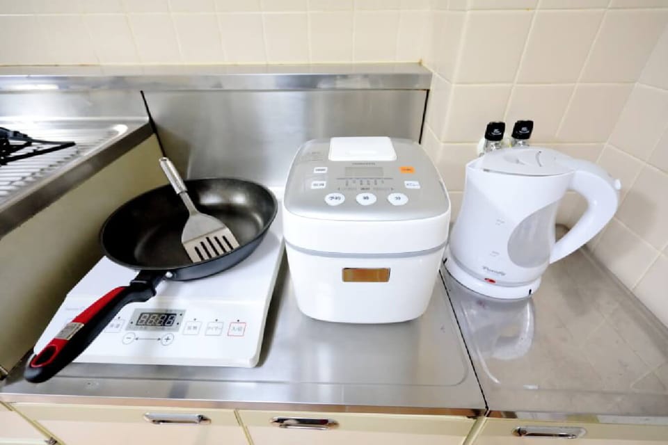 Apartment for 6 Guests | Private kitchen | Fridge, microwave, stovetop, electric kettle