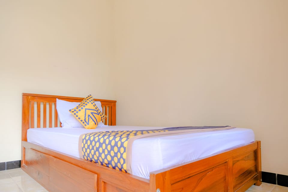 Basic Single Room | Desk, free WiFi