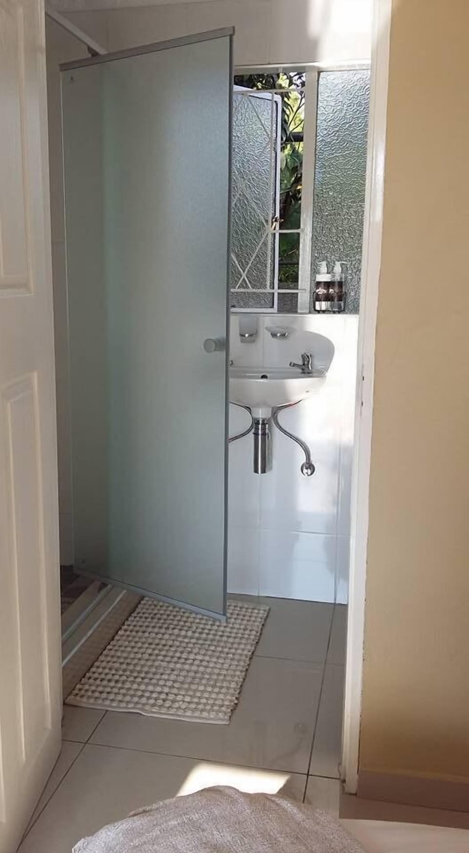 Double Room | Bathroom | Shower, towels, soap, toilet paper