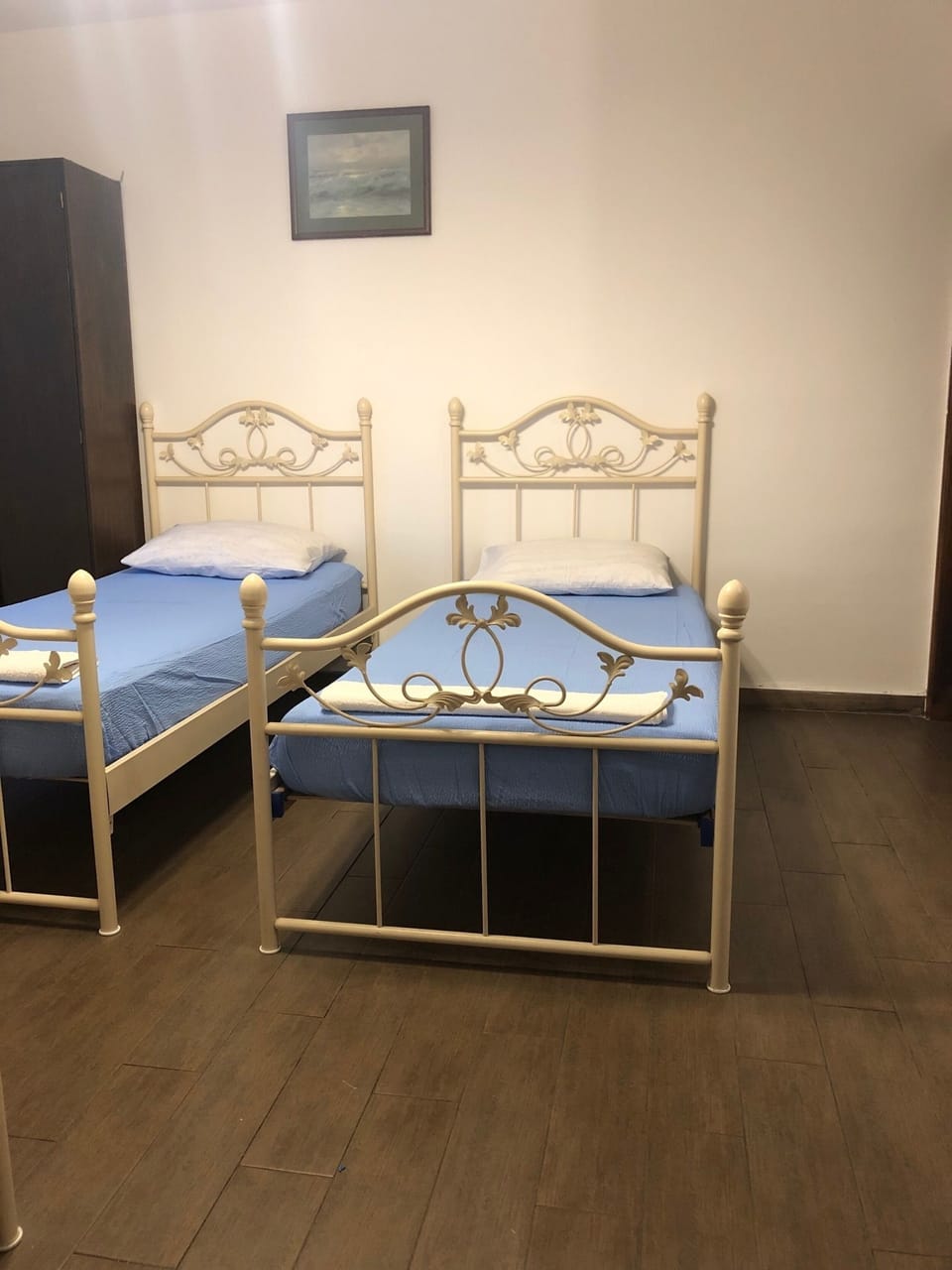 Classic Shared Dormitory, Mixed Dorm (4 Bed) | Free WiFi, bed sheets