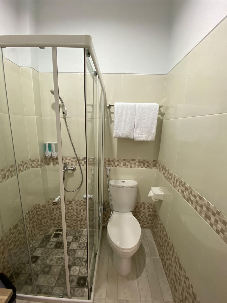 Bathroom shower