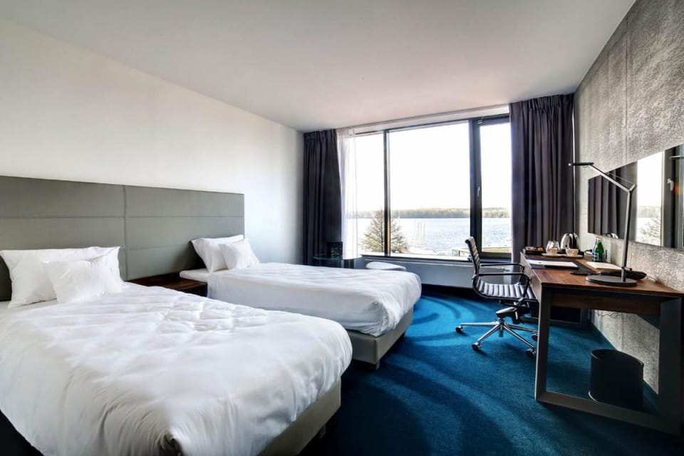 In-room safe, desk, laptop workspace, soundproofing