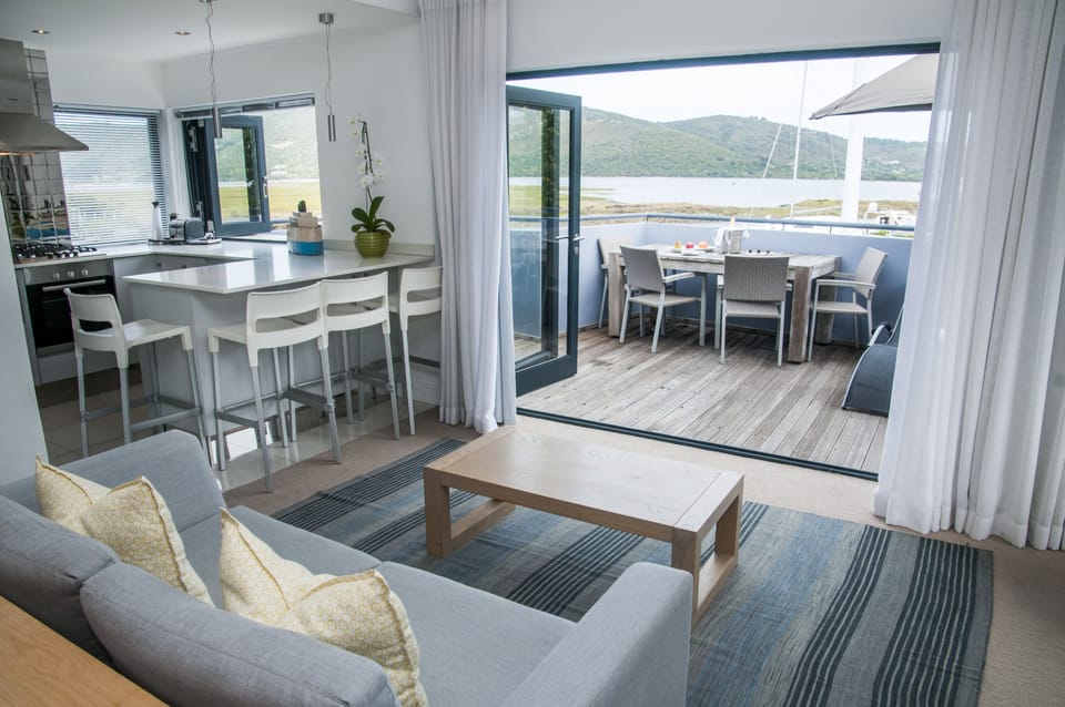 Suite | Living area | 32-inch LCD TV with satellite channels, TV, DVD player