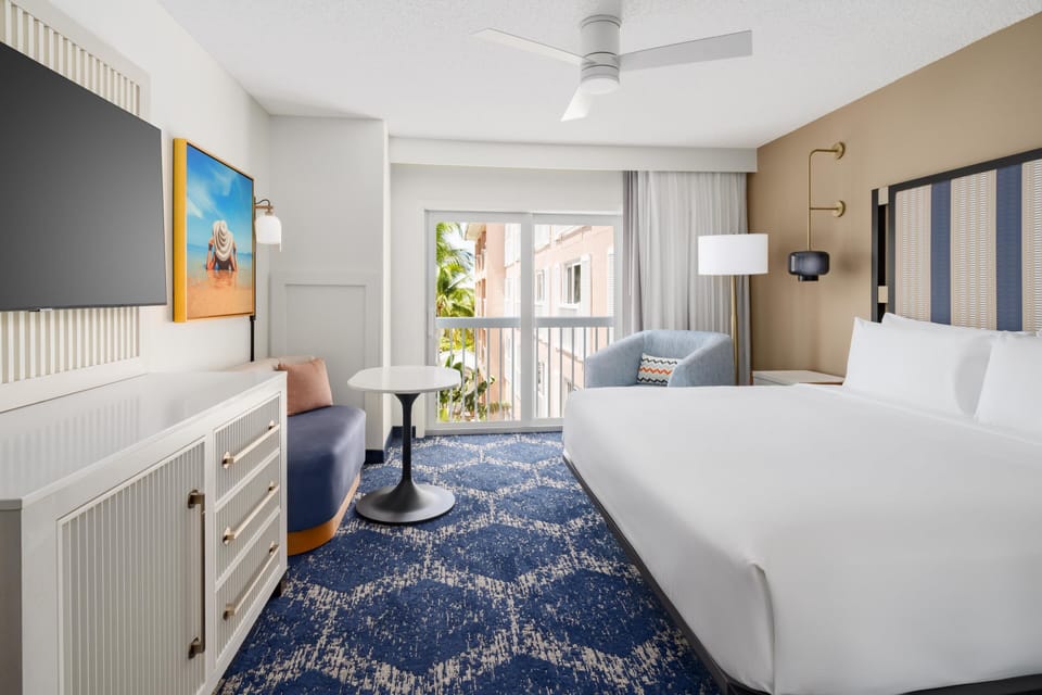 Premium bedding, down comforters, in-room safe, desk