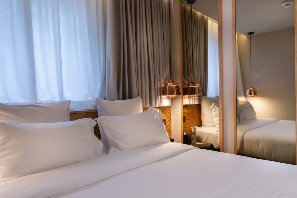 Classic Room | In-room safe, blackout drapes, soundproofing, free WiFi