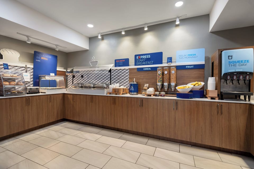 Free buffet breakfast