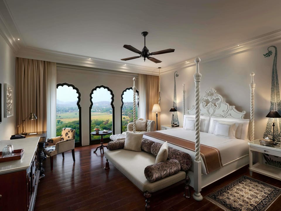 Premium bedding, pillowtop beds, minibar, in-room safe