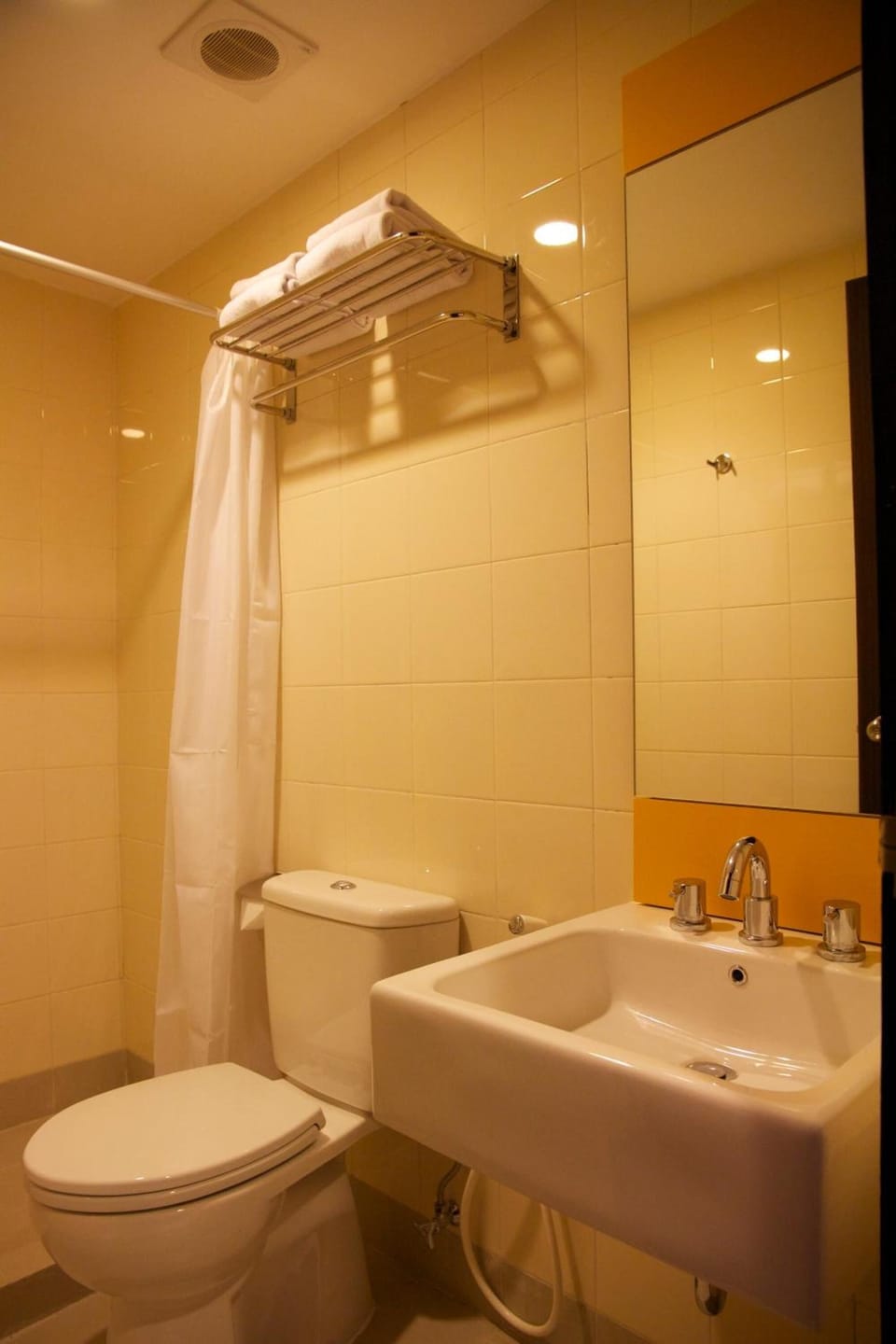 Rainfall showerhead, slippers, towels