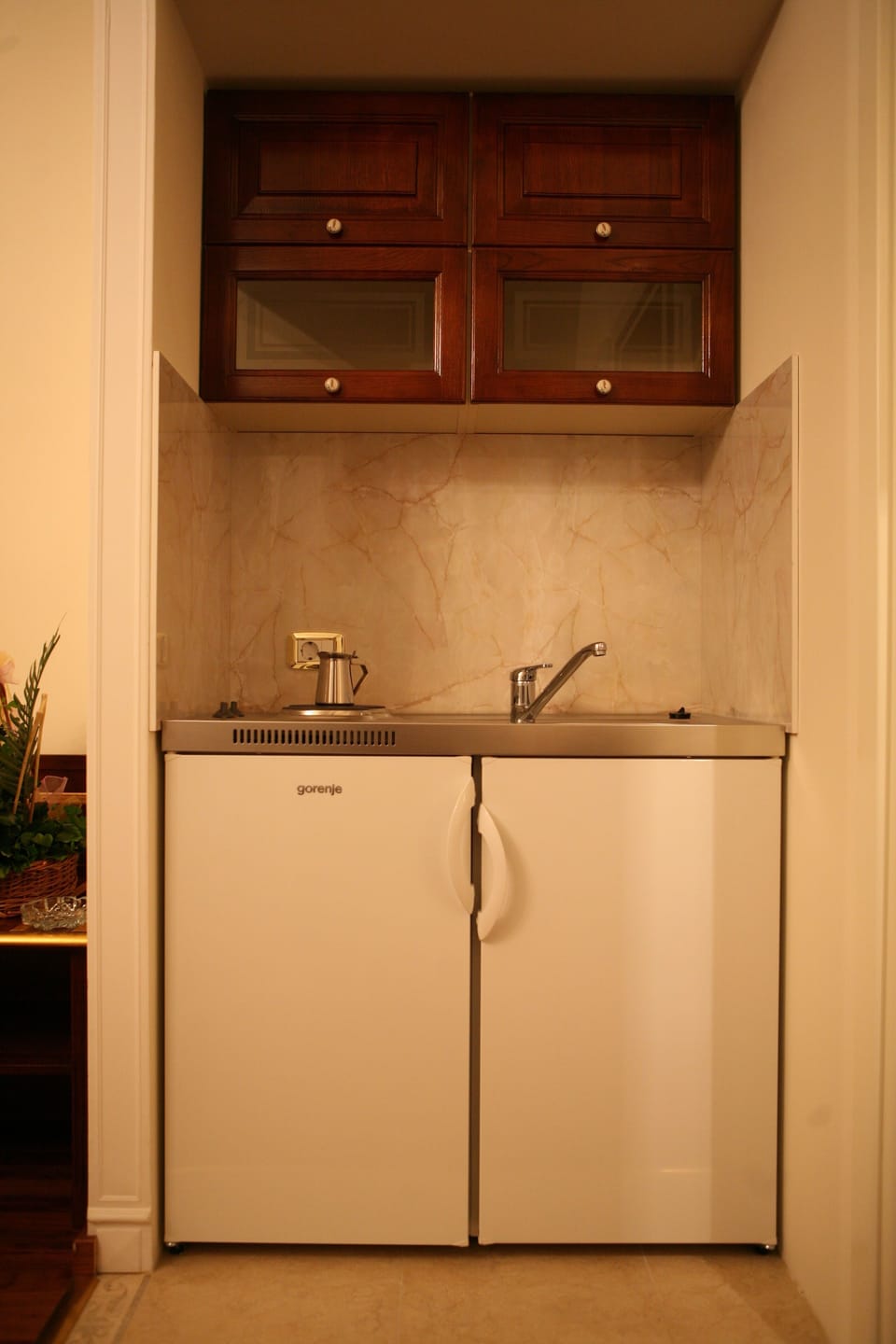 Standard Apartment, 2 Bedrooms | Private kitchenette