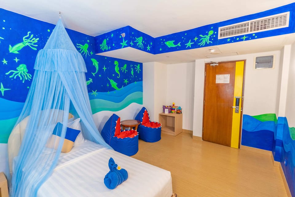 Family Room, 2 Bedrooms (Free Beer - Welcome Drink) | Minibar, in-room safe, iron/ironing board (on request), WiFi (free)