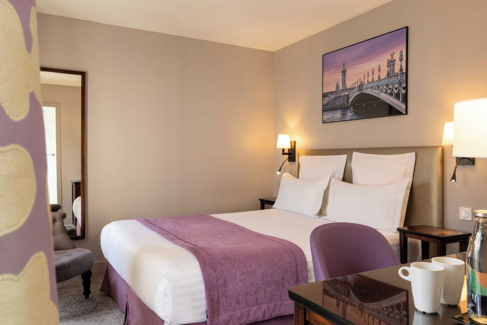 Superior Double room with view on a quiet courtyard | Premium bedding, in-room safe, desk, blackout drapes