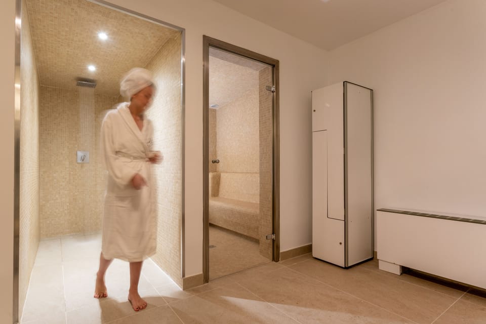 Steam room