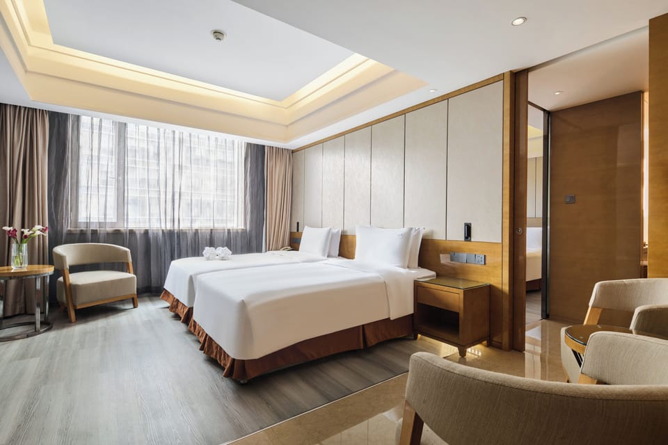 Family Suite, Multiple Beds | 20 bedrooms, down comforters, in-room safe, desk