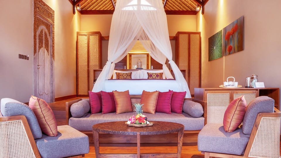 Signature Pool Suite and Meditation Pavilion | Premium bedding, in-room safe, soundproofing, iron/ironing board