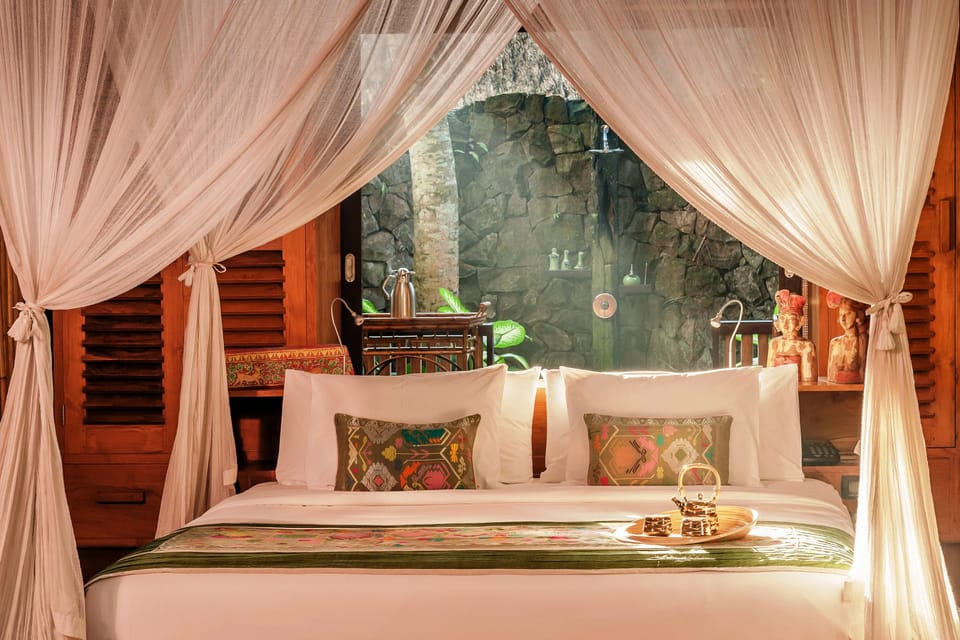 Premium bedding, in-room safe, soundproofing, iron/ironing board