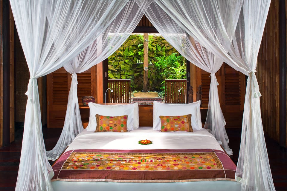 Premium bedding, in-room safe, soundproofing, iron/ironing board