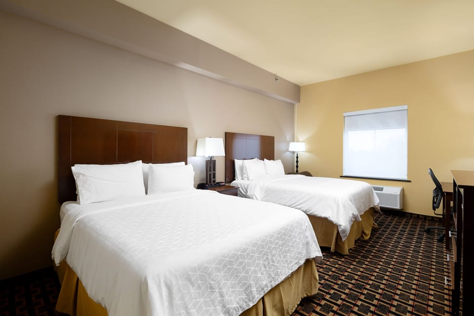 Standard Room, 2 Queen Beds | Premium bedding, in-room safe, desk, soundproofing