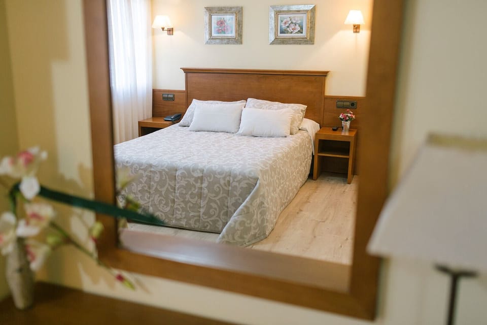 Double Room, Mountain View | Bathroom | Free toiletries, hair dryer, bidet, towels