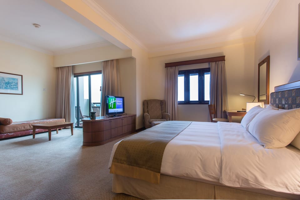 Hypo-allergenic bedding available, minibar, in-room safe, desk