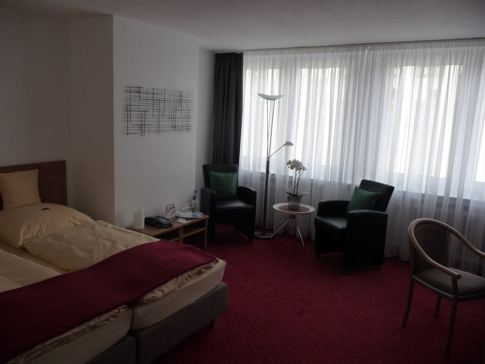 Comfort Double Room | Premium bedding, in-room safe, individually furnished, desk
