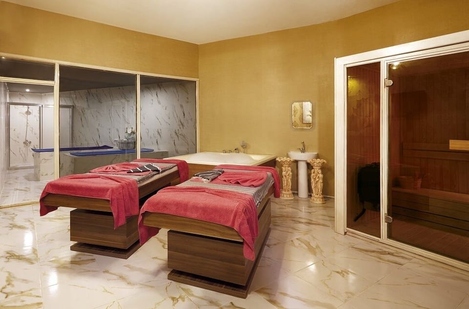 3 treatment rooms