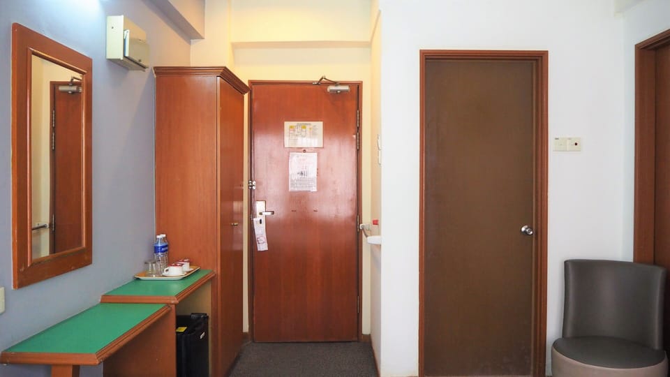 Superior Double Room | Iron/ironing board (on request), WiFi (free), bed sheets