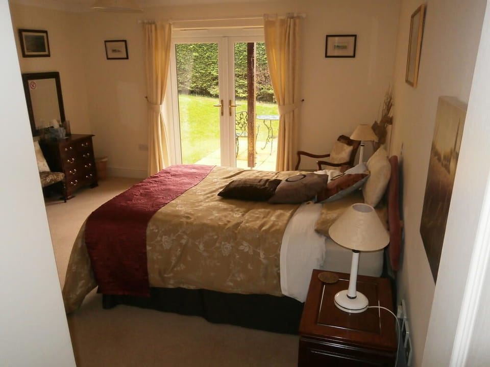 Double or Twin Room, Ensuite (Superking)