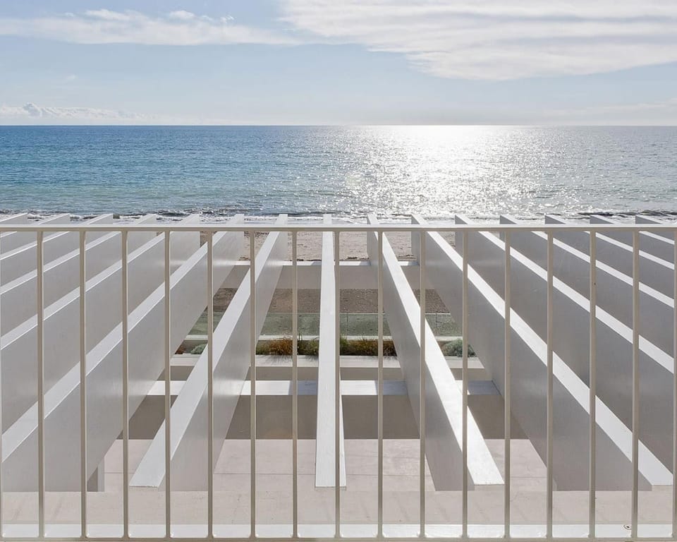 Private beach, sun loungers, beach umbrellas, beach towels
